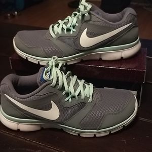 Nike Better World Ladies Sneakers, Rare Trim Color